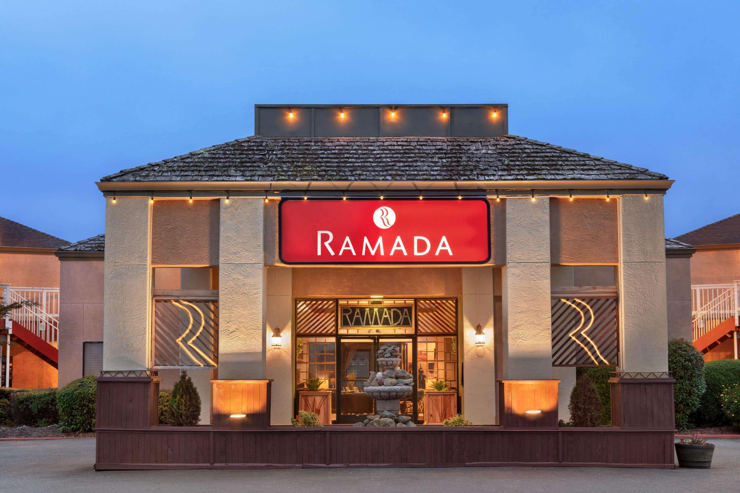 Hotel Ramada By Wyndham Arcata Exterior foto